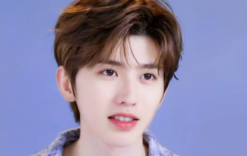 明星火了会被同学报黑料嘛,_虞书欣名誉权纠纷法院公告_虞书欣黑粉事件