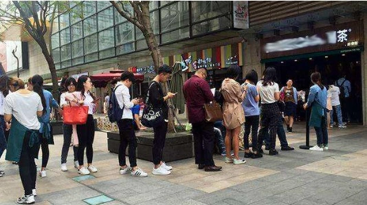 是网红小吃还是黑暗料理？泡面食堂上榜，多数人接受不了第3个