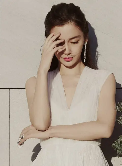 全球混血女星排名_混血女明星鼻子_混血女星榜单